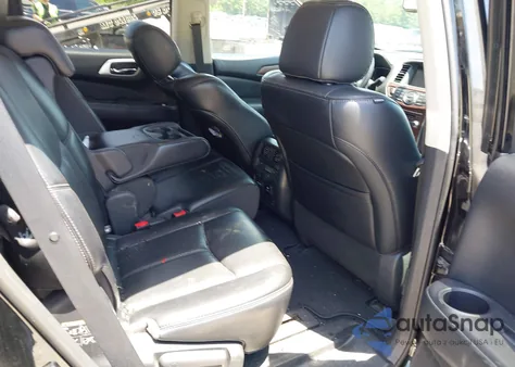 2017 Nissan Pathfinder Sl z USA, uszkodzony, nr VIN 5N1DR2MM8HC908511